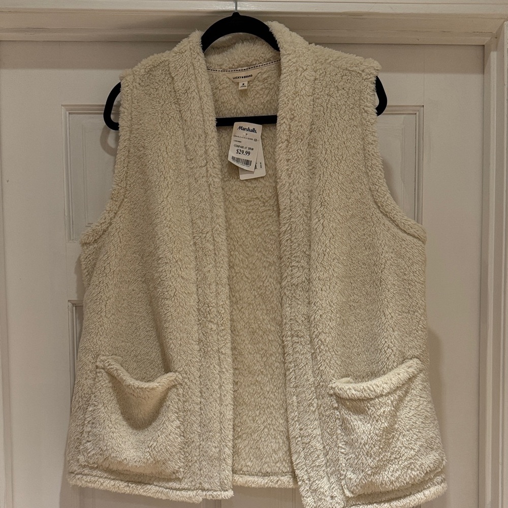 Lucky Brand Cream Fleece Vest